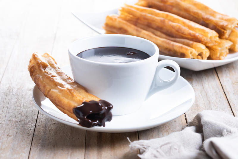 � poss�vel utilizar a ensacadeira para rechear churros?