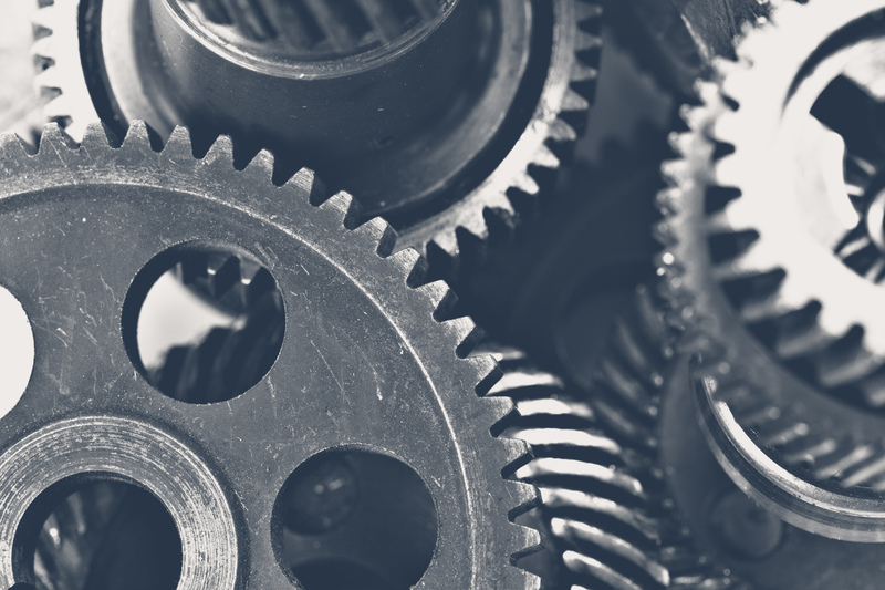 Engrenagens de Metal ou Fibra: na moagem de carnes, sempre escolha resistncia!